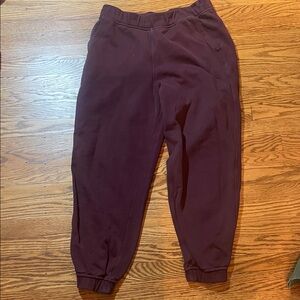lululemon athletica Women's Sweatpants in Rich Maroon